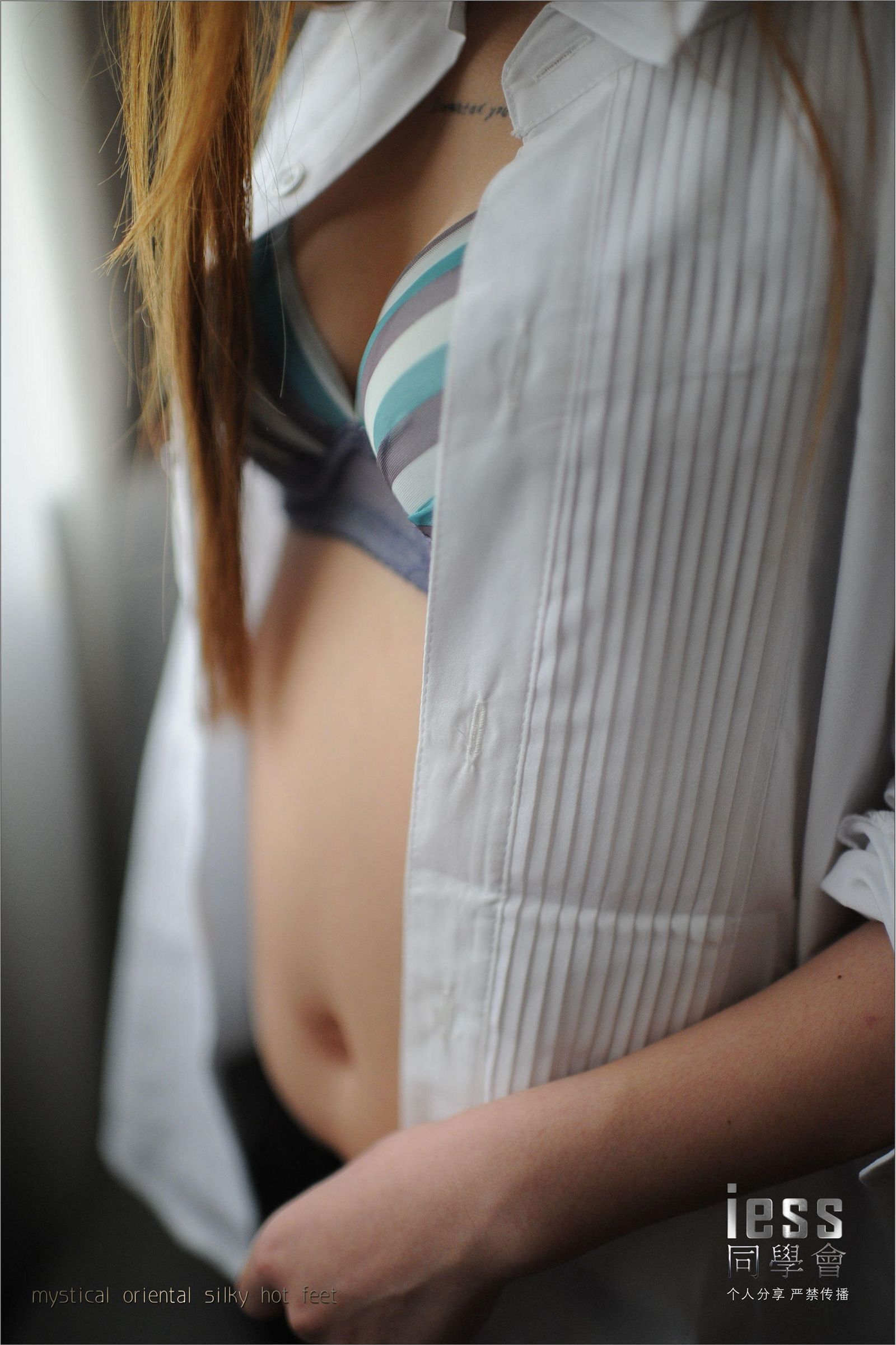 [IESS异思趣向] 2016.09.24 丝足便当005：《邻家女孩T档黑丝高跟的午后阳光》梦梦